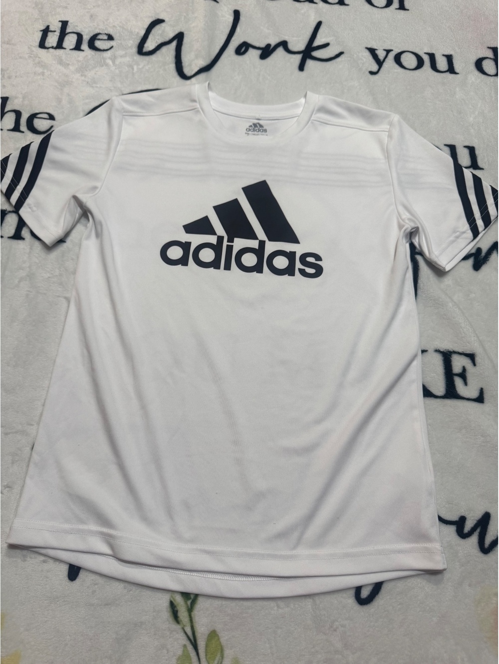 Adidas White Aeroready Short Sleeve T-Shirt Boys' Size S (8)